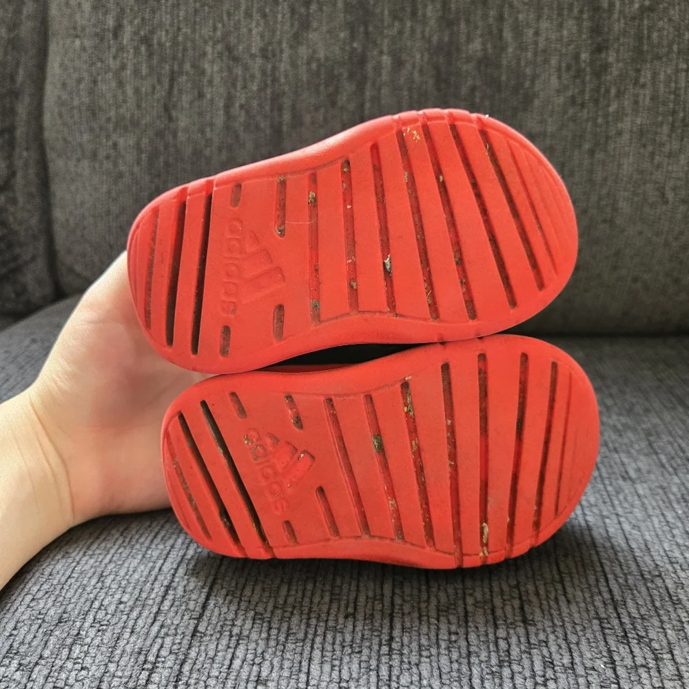Adidas Kids Toddler Black and Red Sneakers - Picture 12 of 13